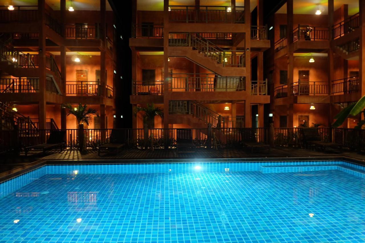 Rainforest Huahin Village Hotel Dış mekan fotoğraf